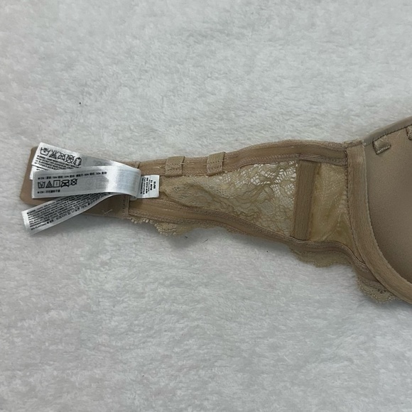 GAP Tan Seamless Strapless Bra Intimates - Picture 7 of 9